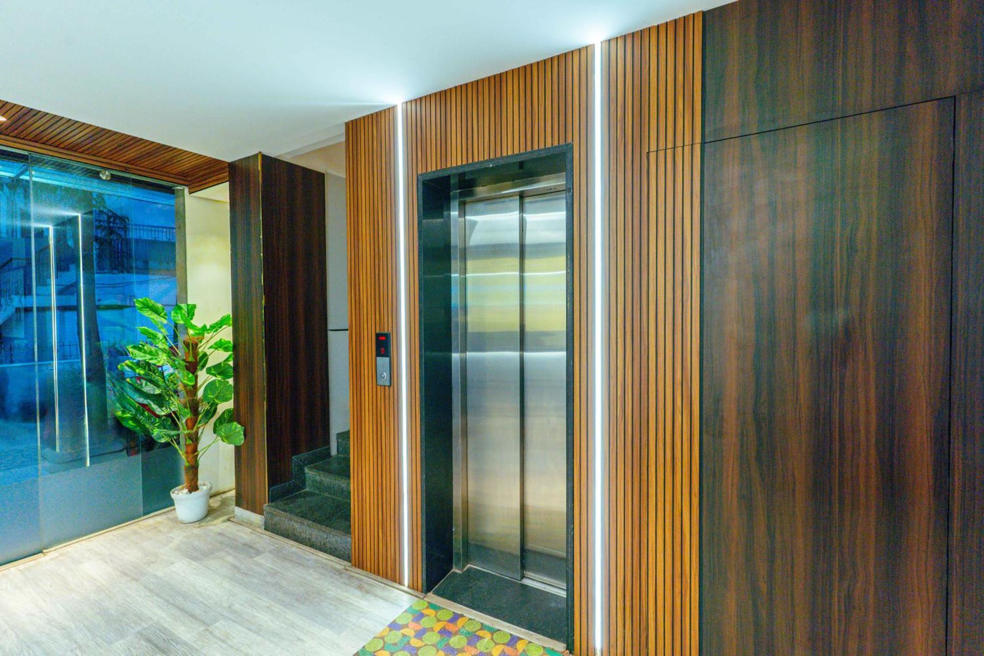 Hotel Treebo Elmas Grand à Bangalore Extérieur photo
