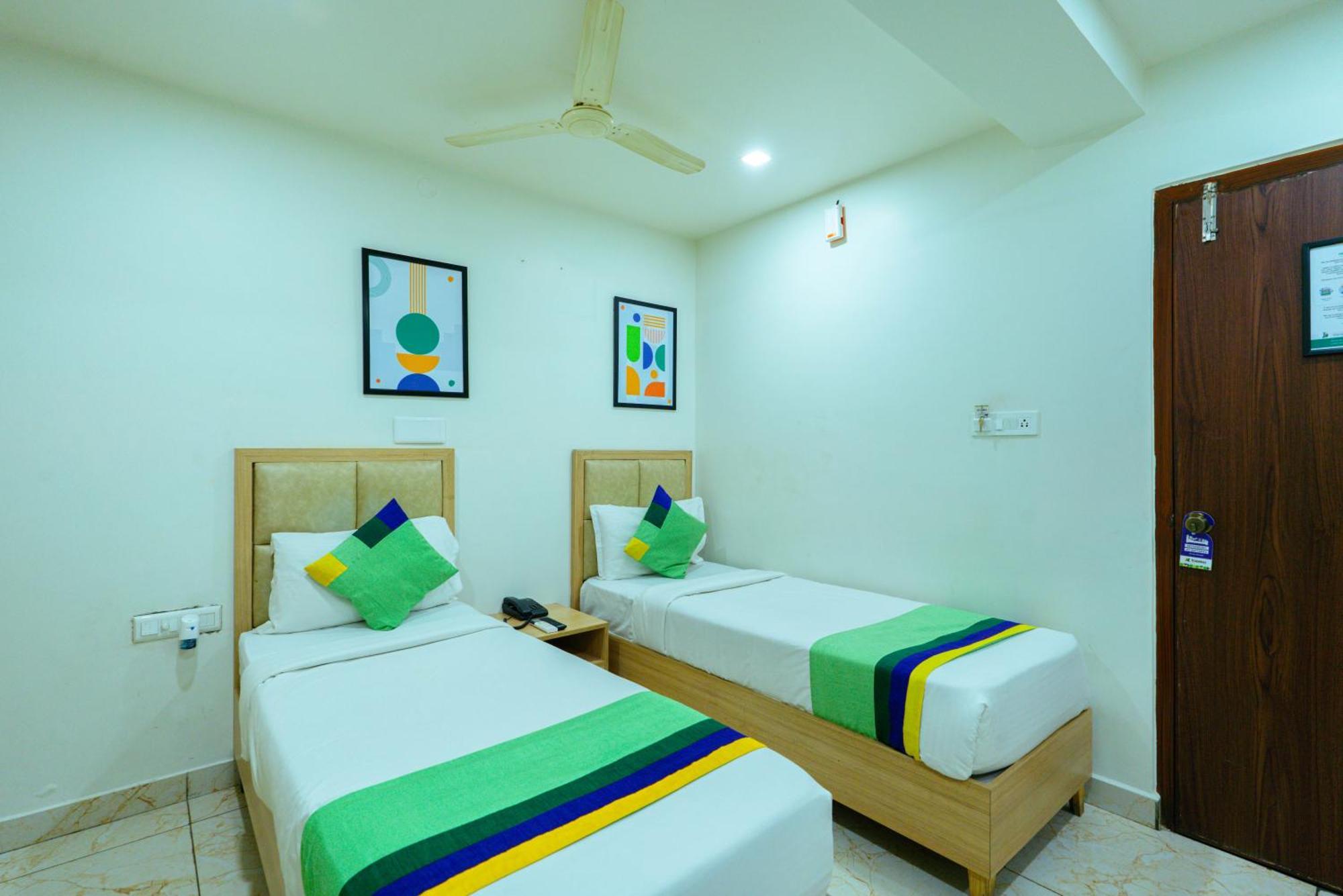 Hotel Treebo Elmas Grand à Bangalore Extérieur photo